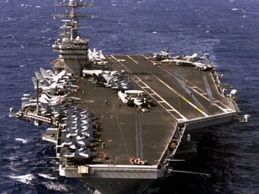 Thousands of US troops arrive near Syrian shore on USS Eisenhower