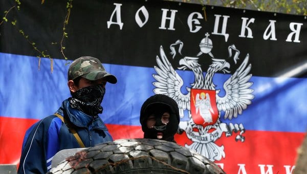 Donetsk separatists are holding firm. Similar actions are occurring in other Eastern Ukraine cities that reject Kiev's putschist rule. 