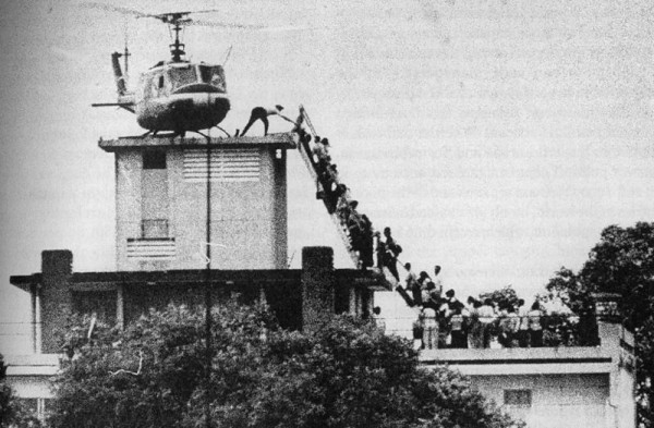 viet-Saigon-USembassyTop-hubert-van-es
