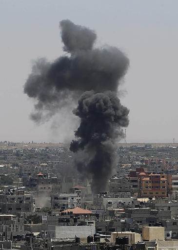 Bombing of Gaza on 7/11 (image by palestine-info.co.uk)
