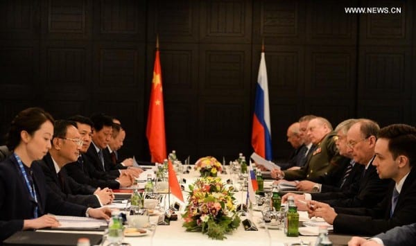 Visiting Chinese State Councilor Yang Jiechi (2nd L) and Russian Security Council Secretary Nikolai Patrushev (2nd R) attend the 11th round China-Russia strategic security consultation in Moscow, Russia, on May 25, 2015. (Xinhua/Jia Yuchen)