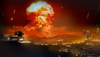 Experts: "In a nuclear war between the US and Russia, everybody in the world would die."