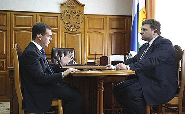 Kirov Region Governor Nikita Belykh (right) meets with President Dmitri Medvedev, May 2009.